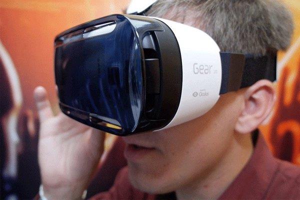 طراحی عینک های واقعیت مجازی با نمایشگرهای درخشان تر 