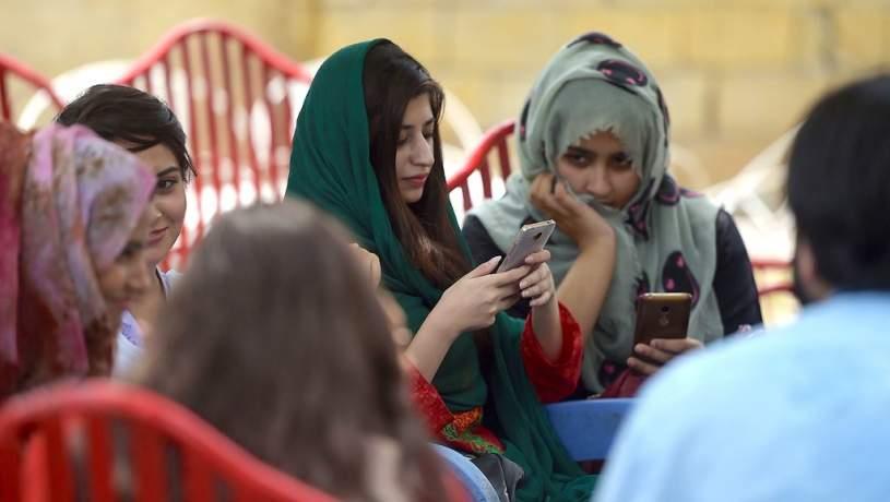 شورش شرکت های فناوری و جامعه مدنی علیه قوانین سانسور اینترنت پاکستان