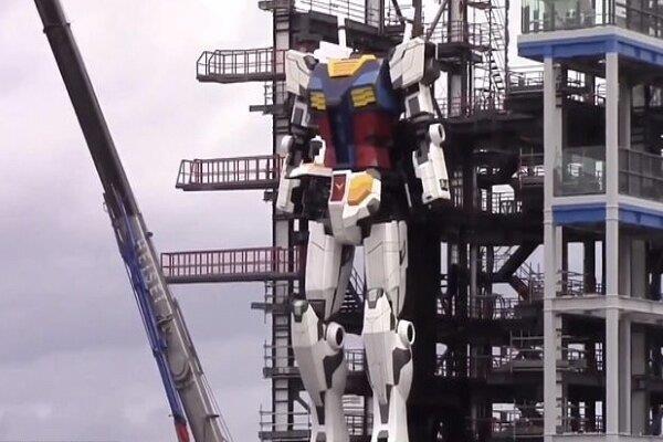 ساخت روبات ۱۸ متری در ژاپن