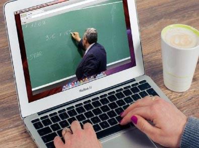 آمریکا با کمبود لپ تاپ برای آموزش مجازی روبه رو است