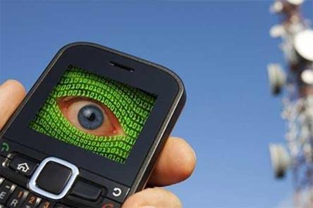 برنامه آمریکا برای جاسوسی  از کاربران موبایل 