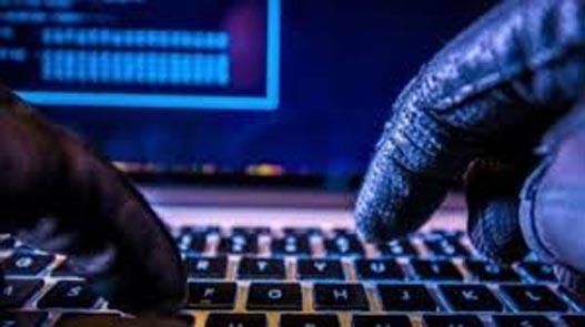 کلاه برداری اینترنتی  با سرقت دامنه سایت های قانونی